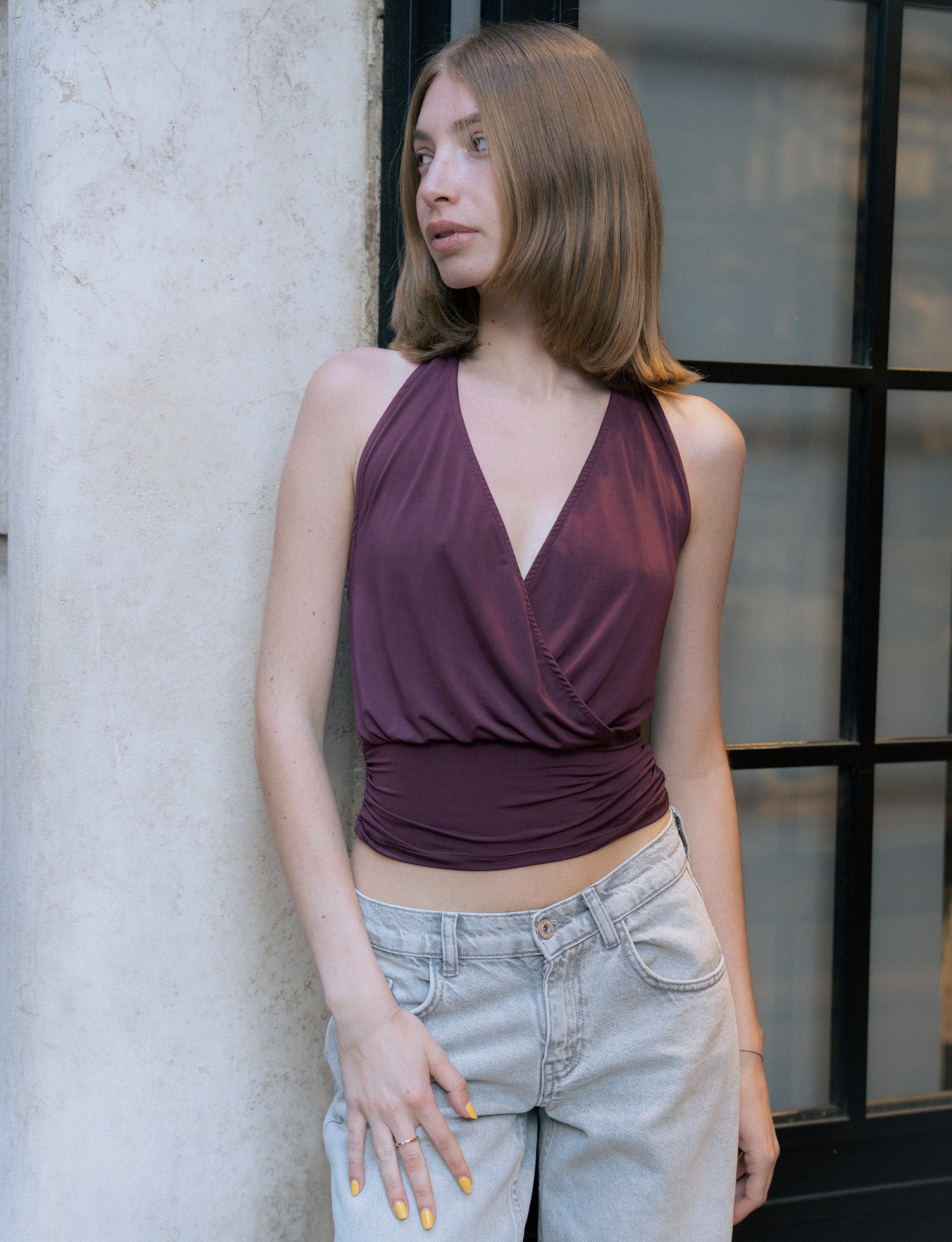 Evening bordeaux top with crossover V-neck – Suite Benedict