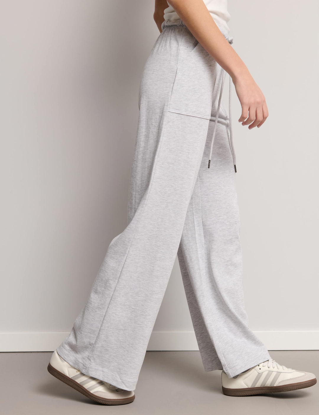 Pantalone tuta con elastico