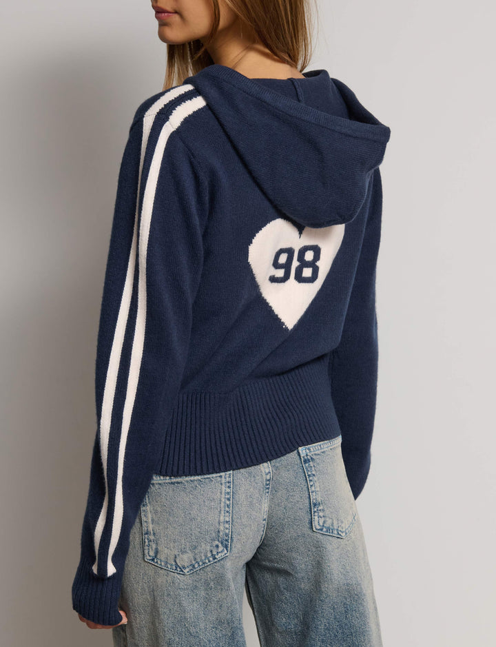 Maglione cappuccio e cuore