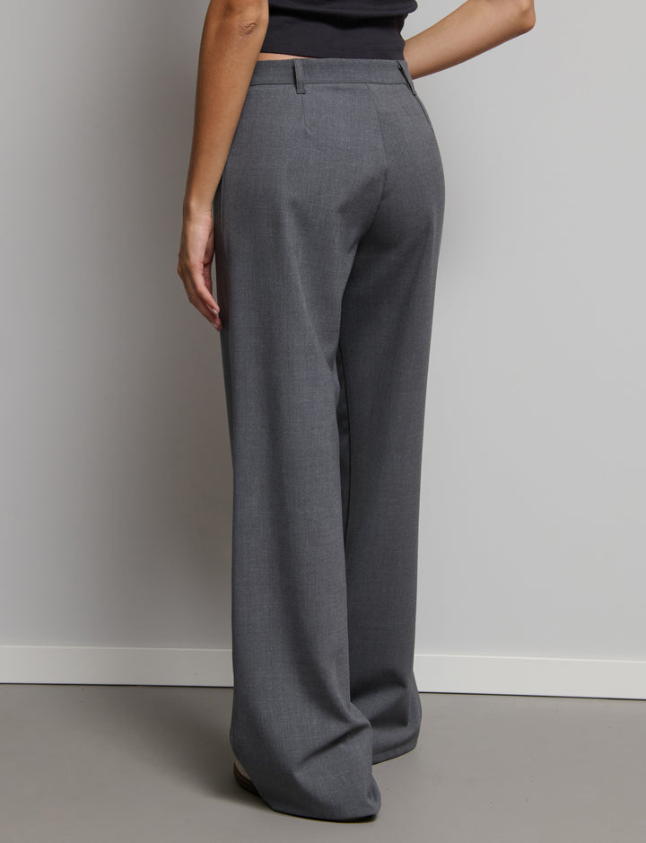 Pantalone sartoriale