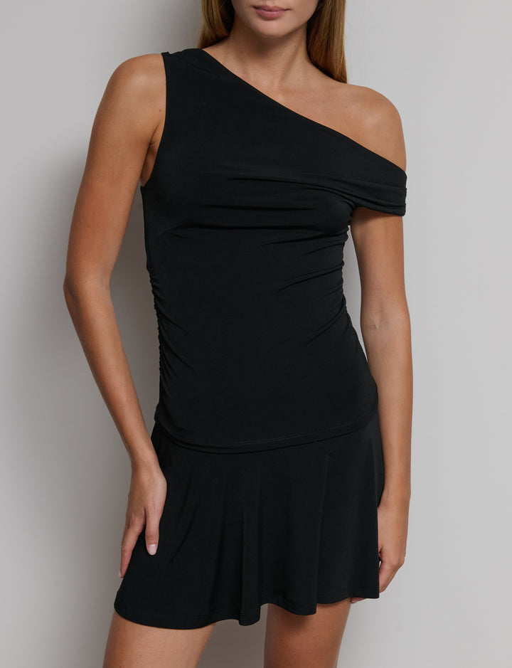 Abito con gonna svasata