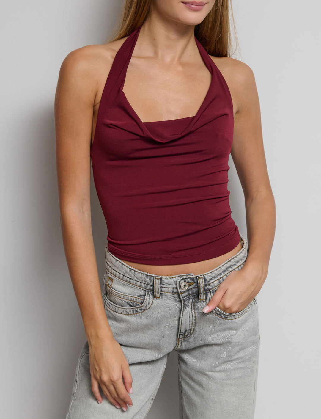 Top scollo cappuccio