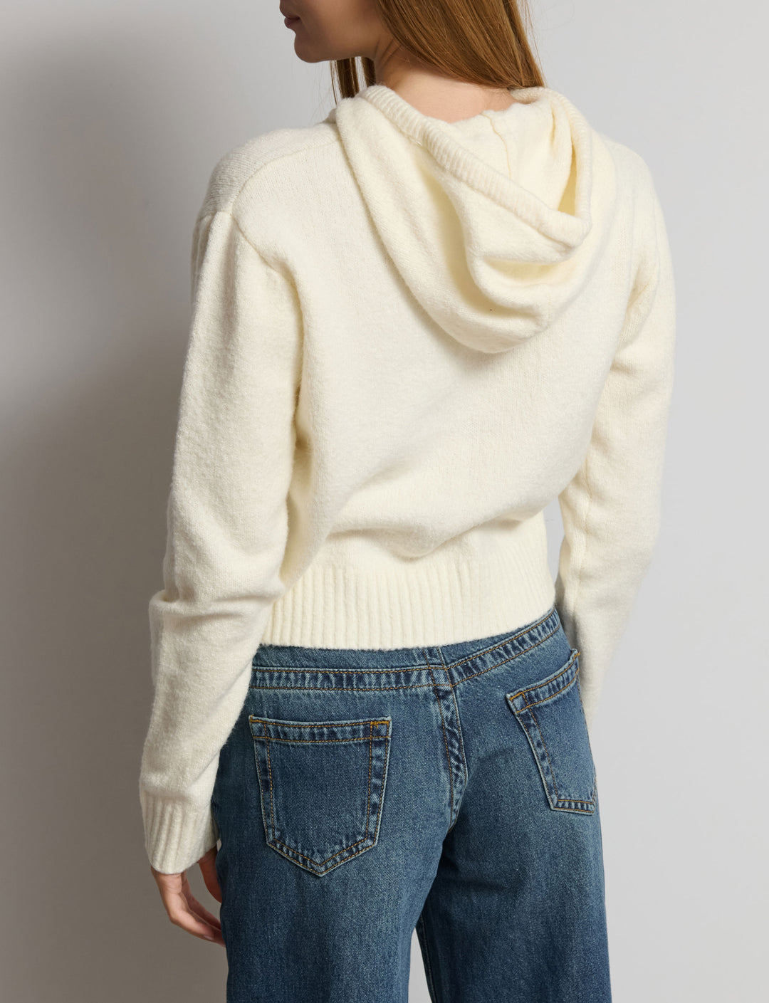 Maglione con cappuccio