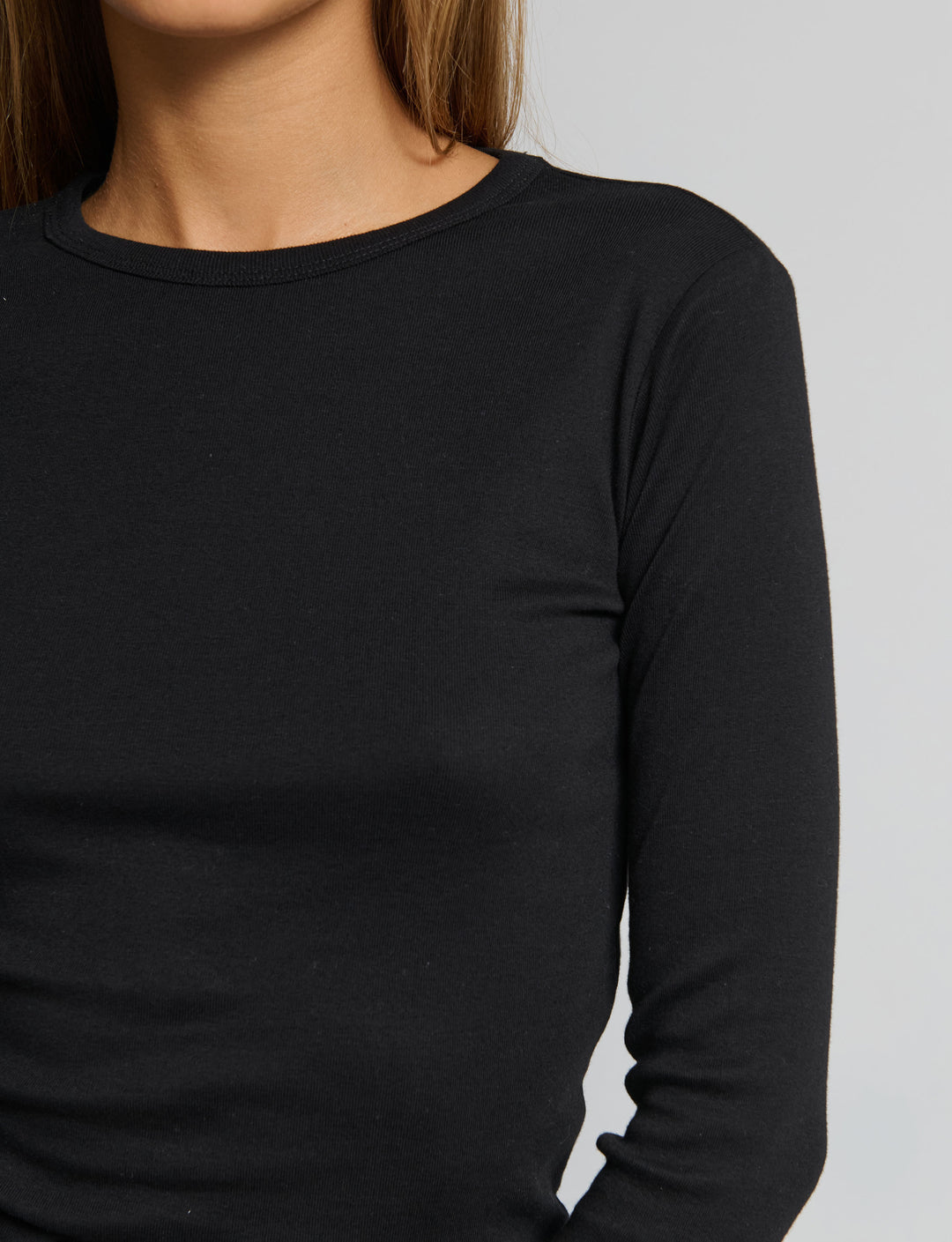 T-shirt basic maniche lunghe