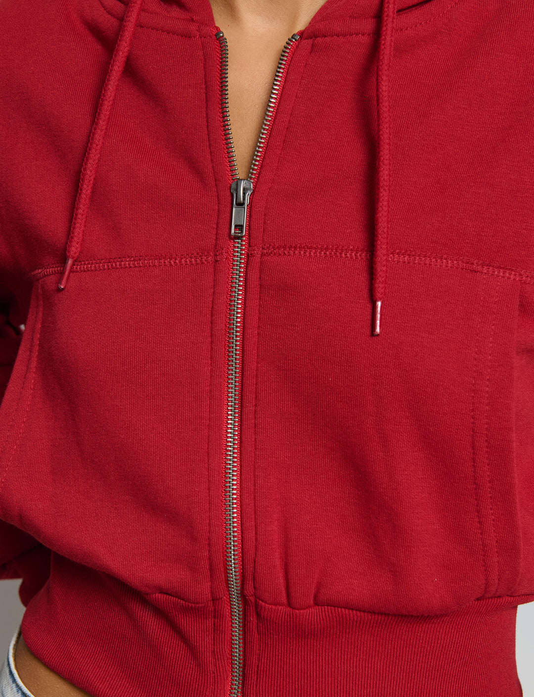 Felpa con cappuccio crop