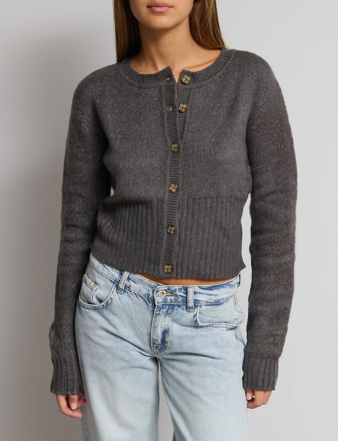 Cardigan con bottoni