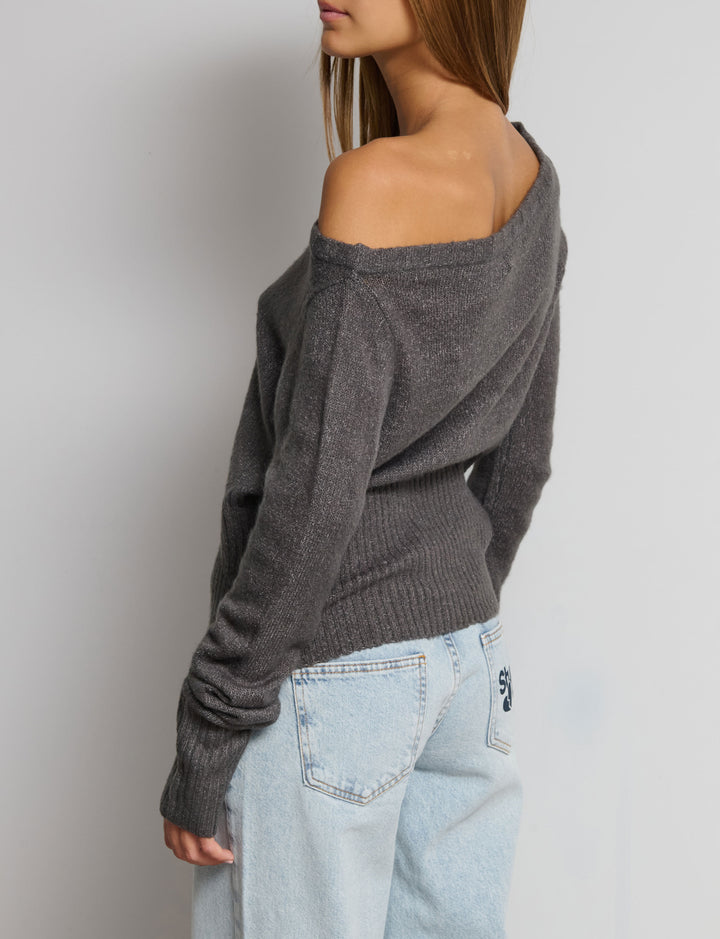 Maglia con spalle scoperte