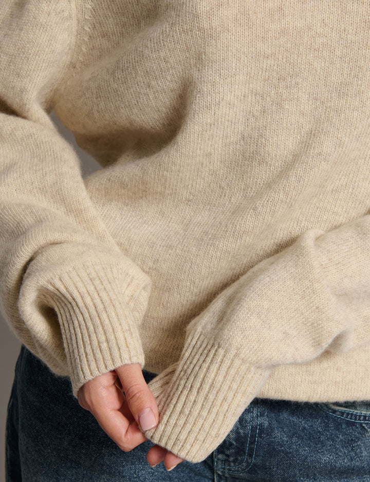 Maglione over girocollo