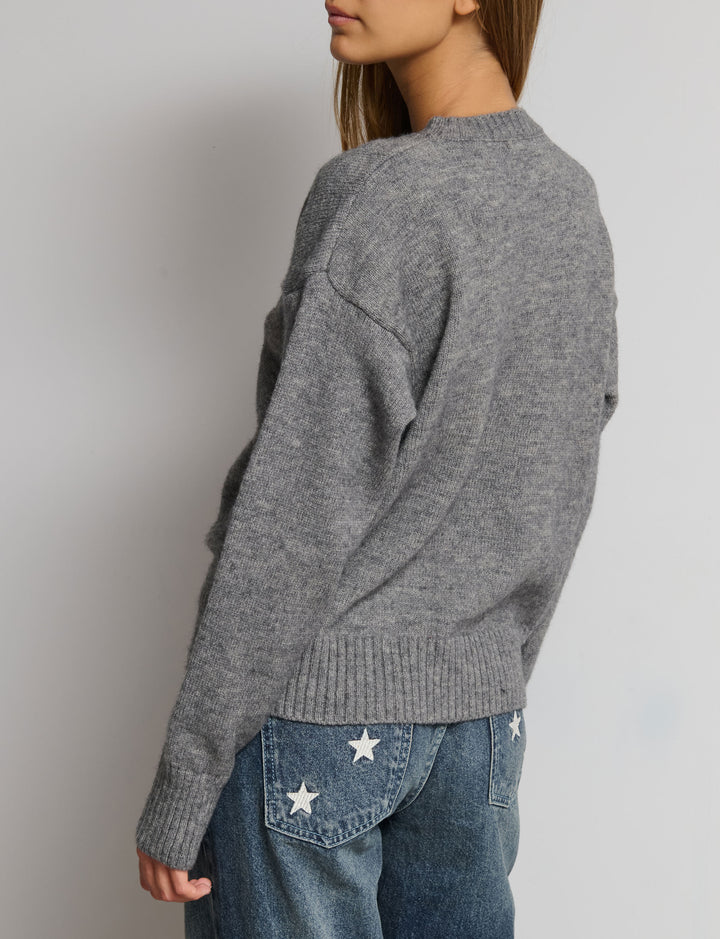 Maglione intarsio spilla con cuore