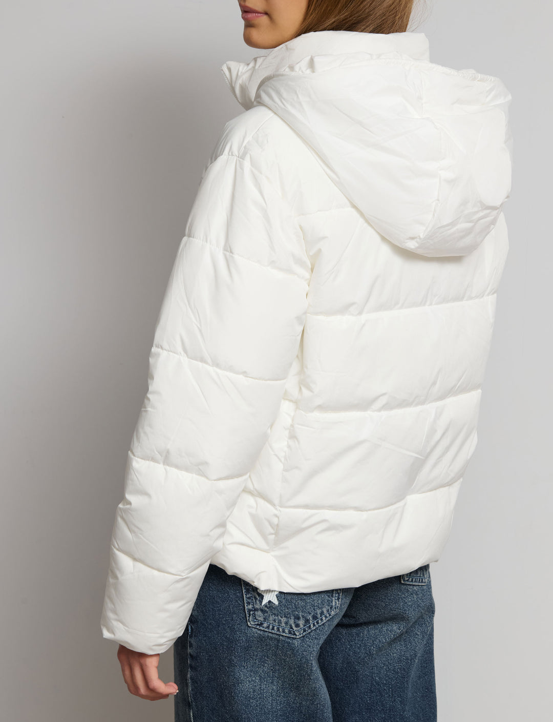 Piumino con cappuccio