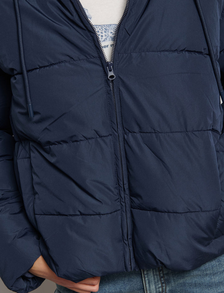 Piumino con cappuccio