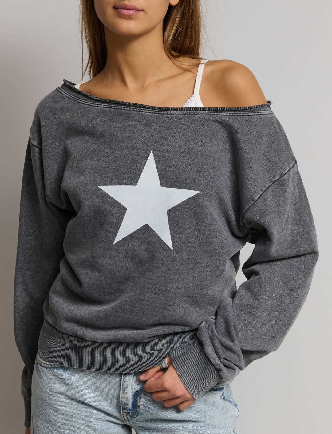 Felpa offshoulder con stampa