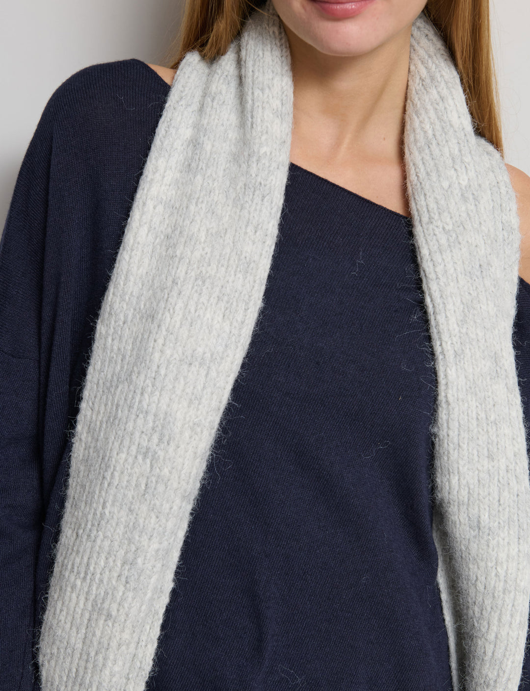 Sciarpa maxi tinta unita a coste