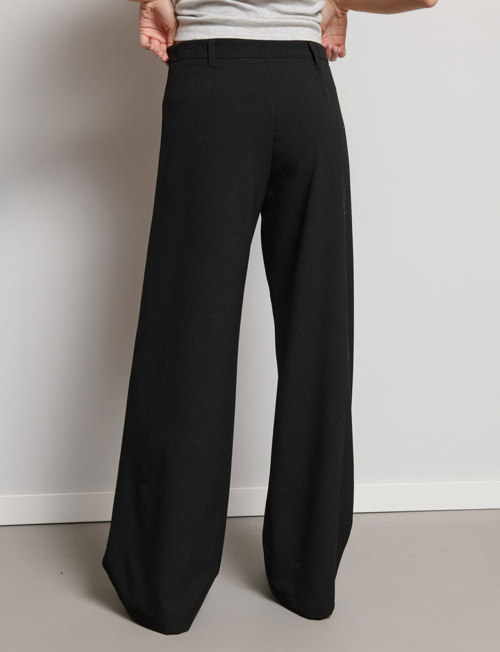 Pantalone sartoriale