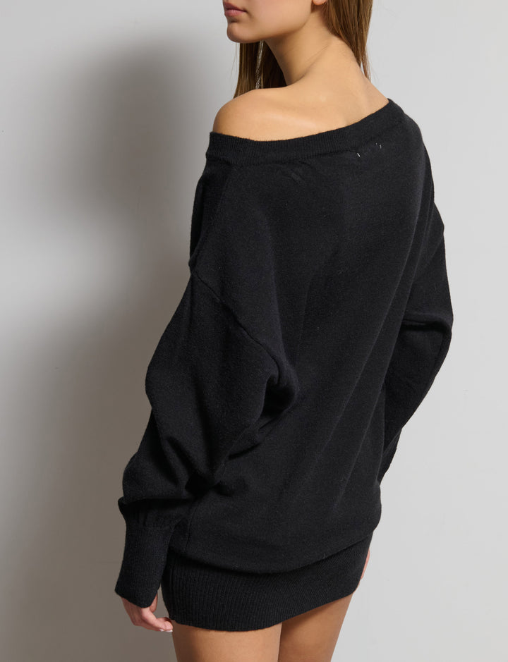 Abito in maglia off-shoulder
