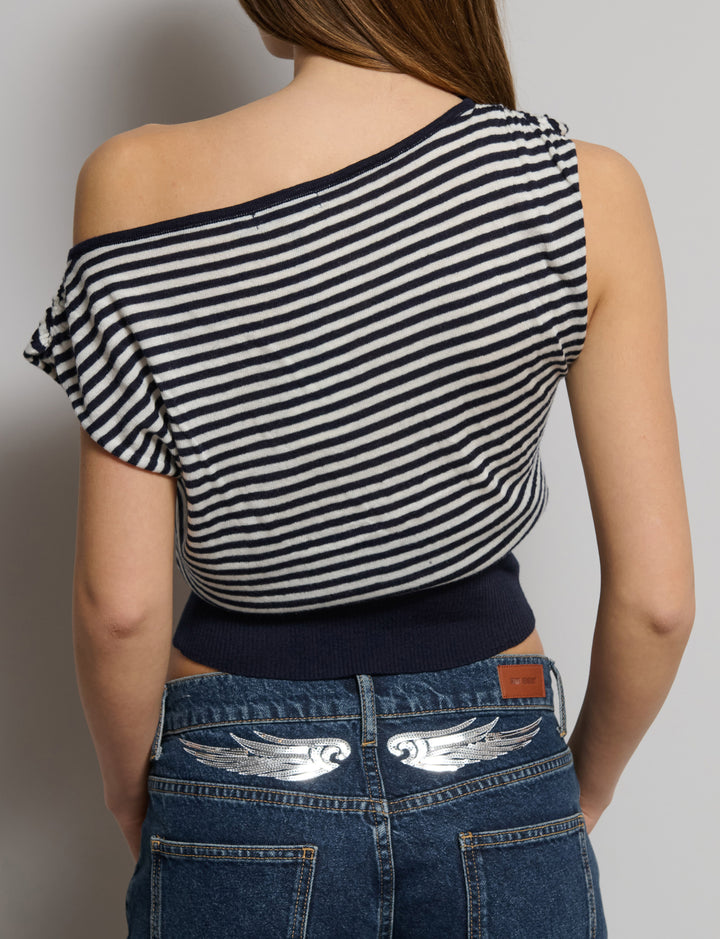 Top in maglia off-shoulder manica corta