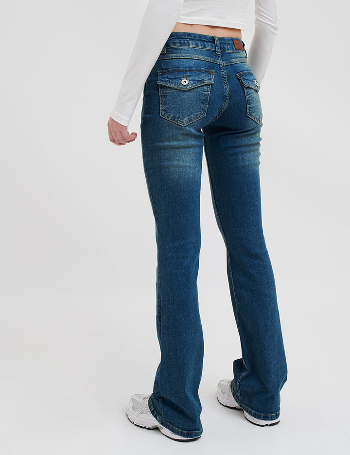 Jeans a Zampa con doppio bottone