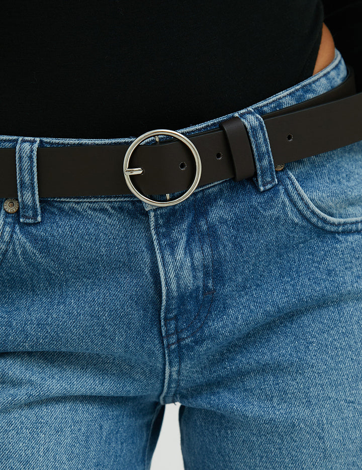 Cintura basic con fibbia rotonda