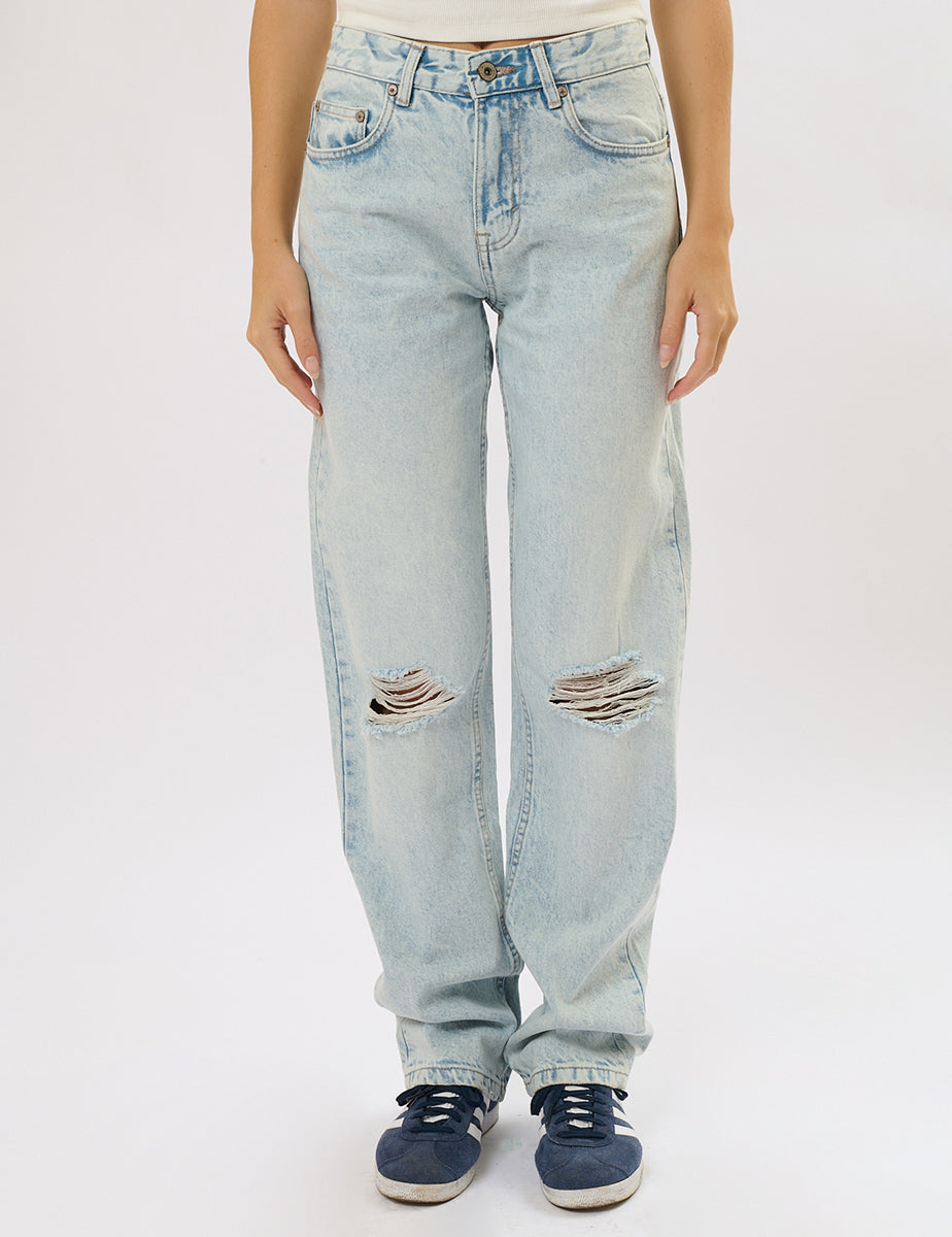 Jeans con rotture