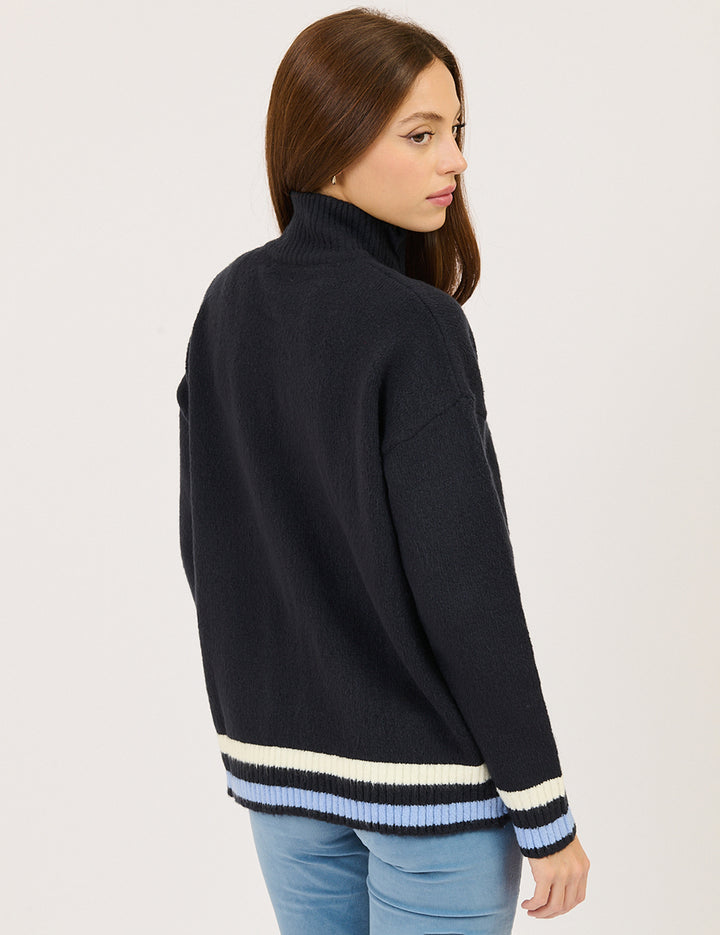 Cardigan oversize con patch