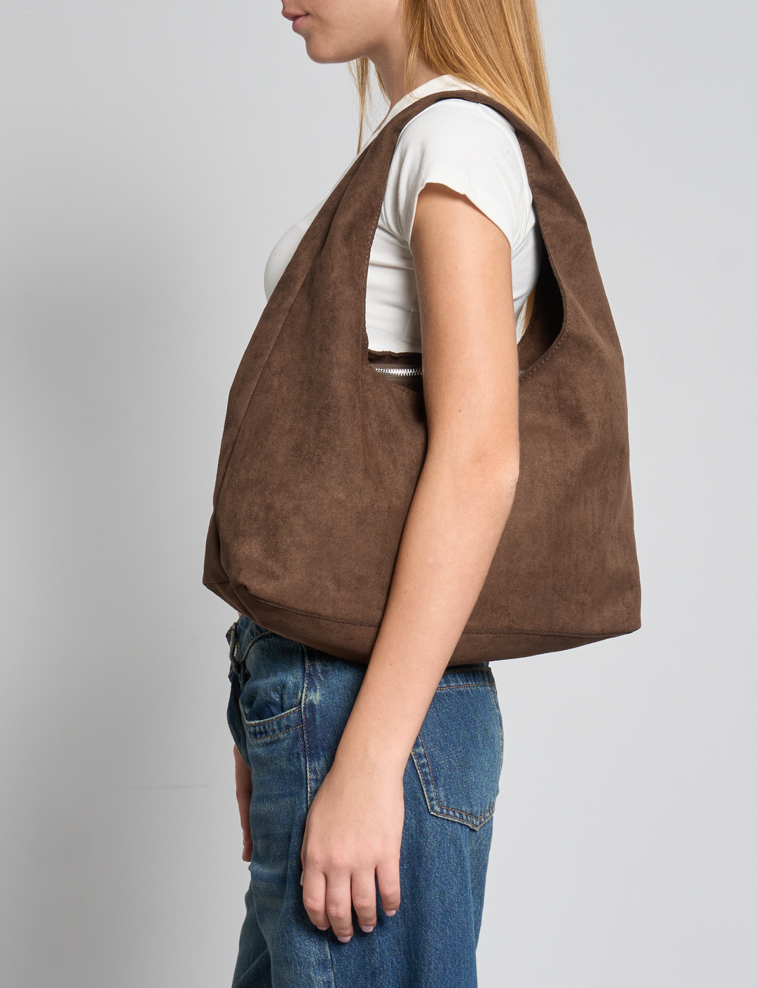 Borsa da spalla grande marrone in suede spalla