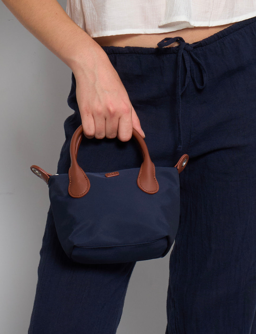 Borsa in Nylon blu con tracolla