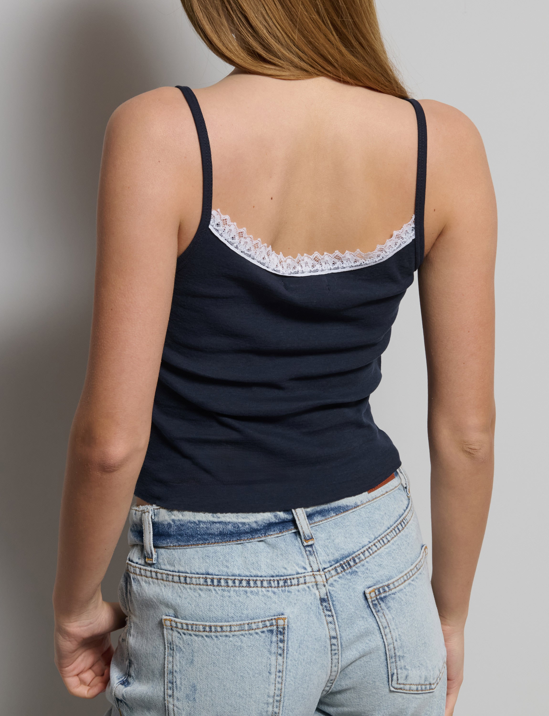 Navy blue tank top with lace details and buttons – Suite Benedict
