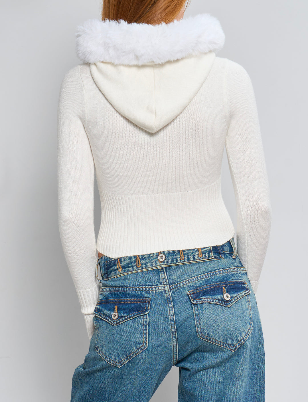 Cardigan corto panna con cappuccio e pelliccia retro