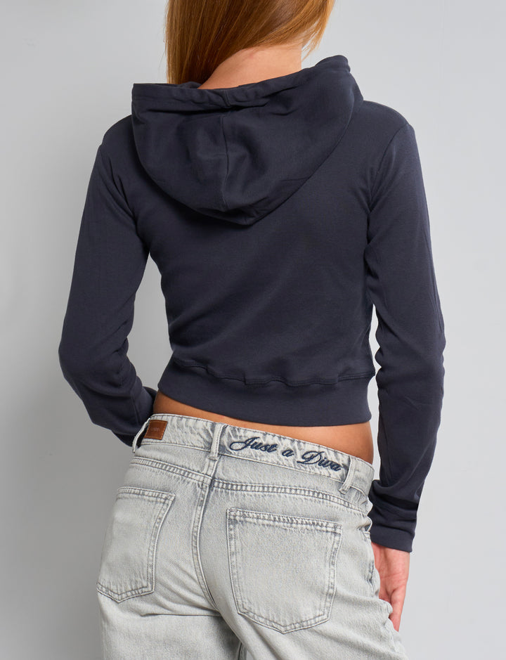 Felpa crop blu notte con zip e cappuccio retro