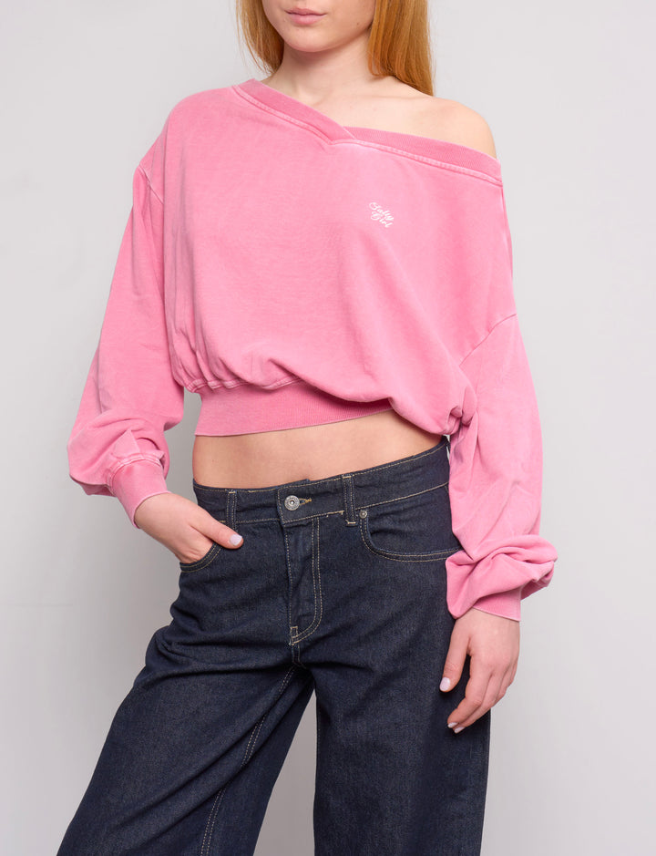 Felpa rosa con scollo a V e scritta "Salty Girl"