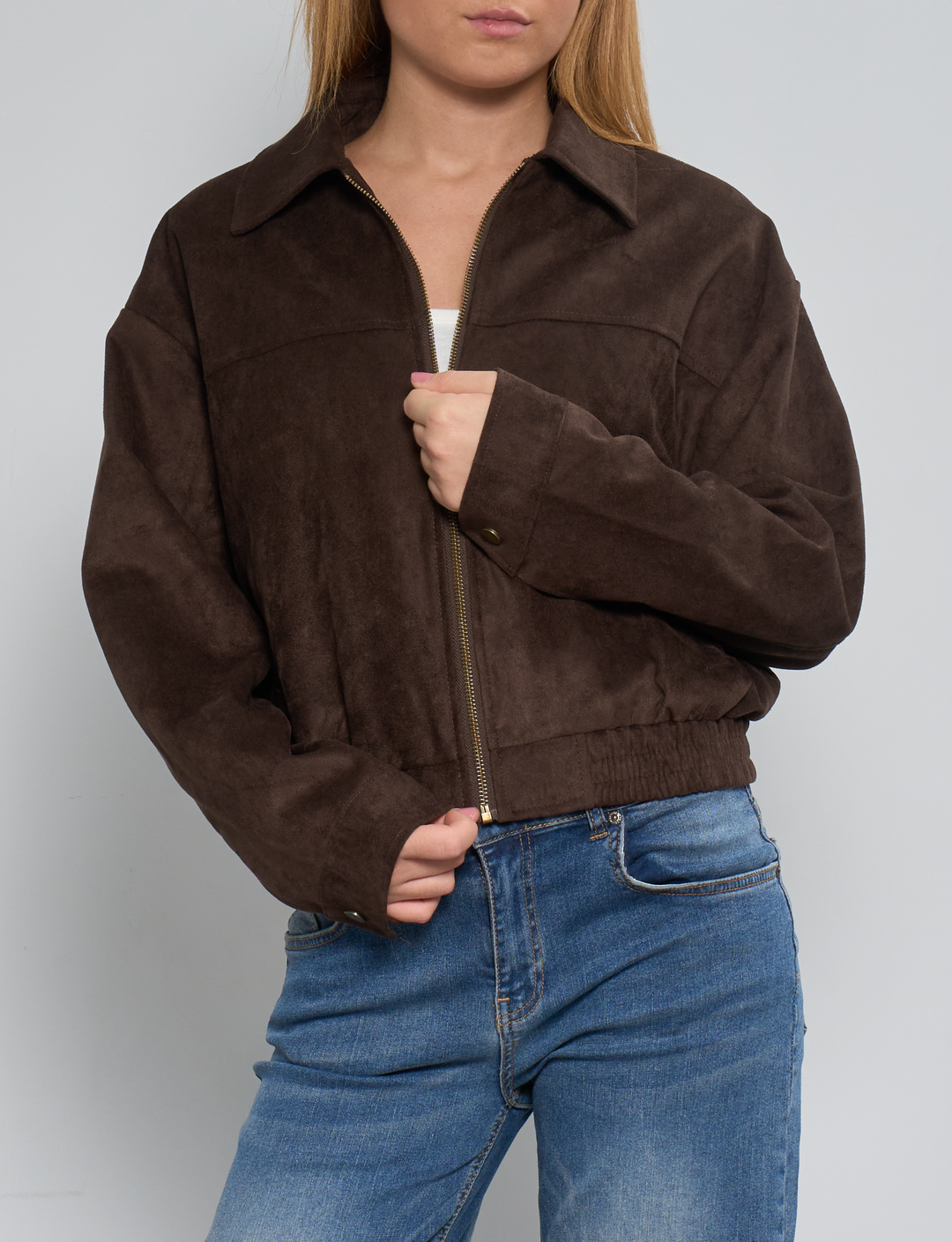 Giacca bomber scamosciata marrone con zip chiusa