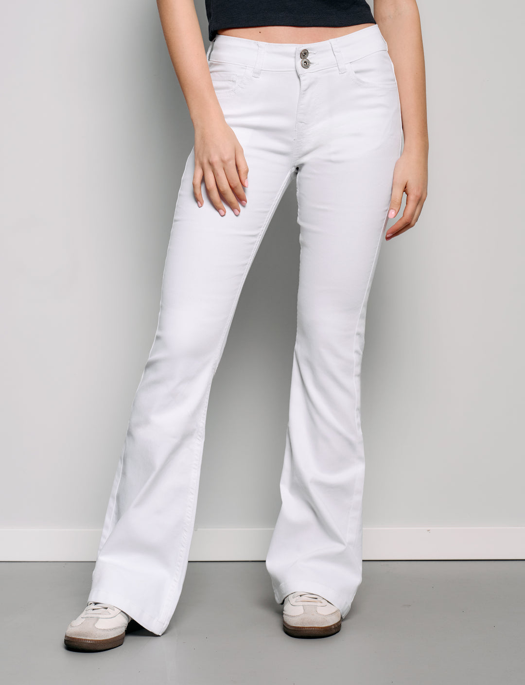 Jeans flare bianco a vita bassa
