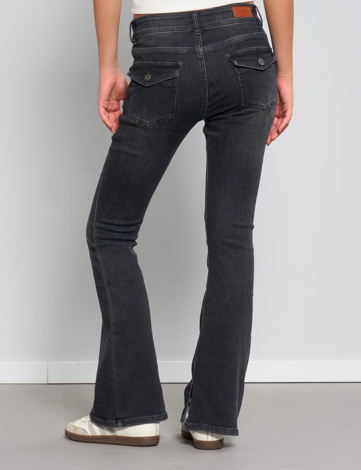 Jeans a zampa neri con doppio bottone retro