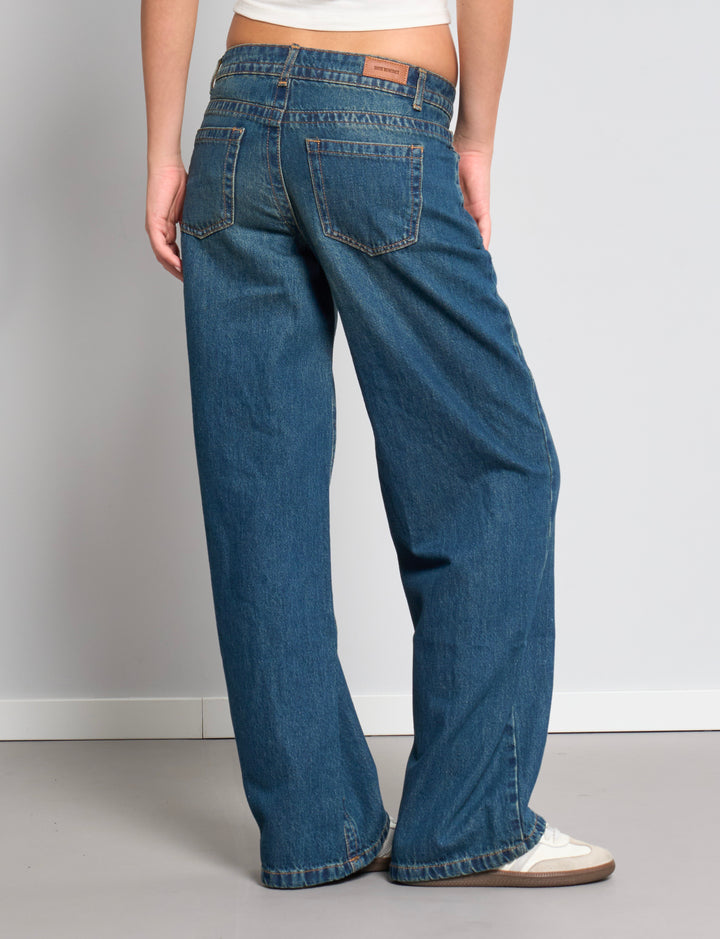Jeans barrel leg a vita regolare retro