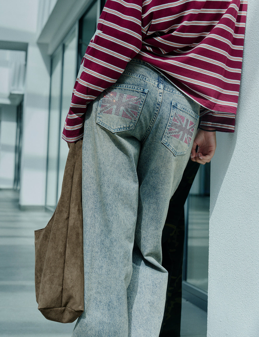 Jeans dritto con bandiera UK in strass copertina