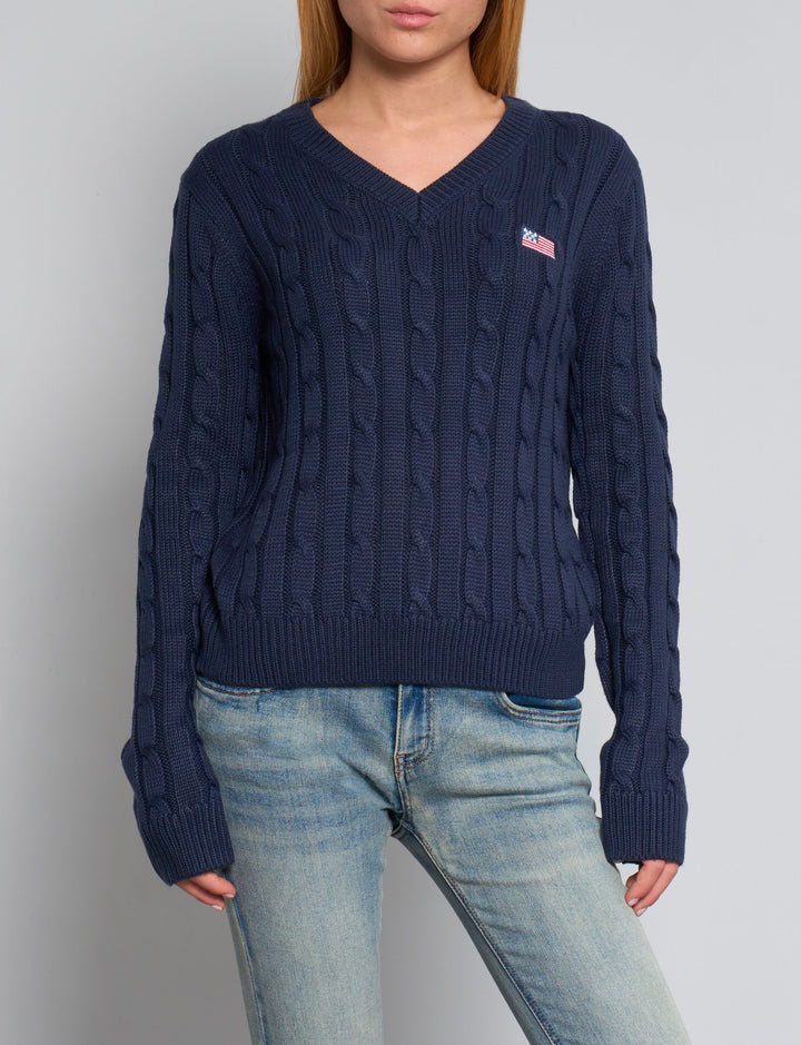 Maglione a trecce blu navy con ricamo bandiera USA frontale