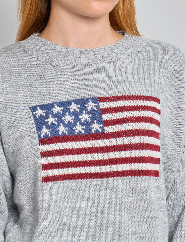 Maglione grigio con bandiera americana dettaglio