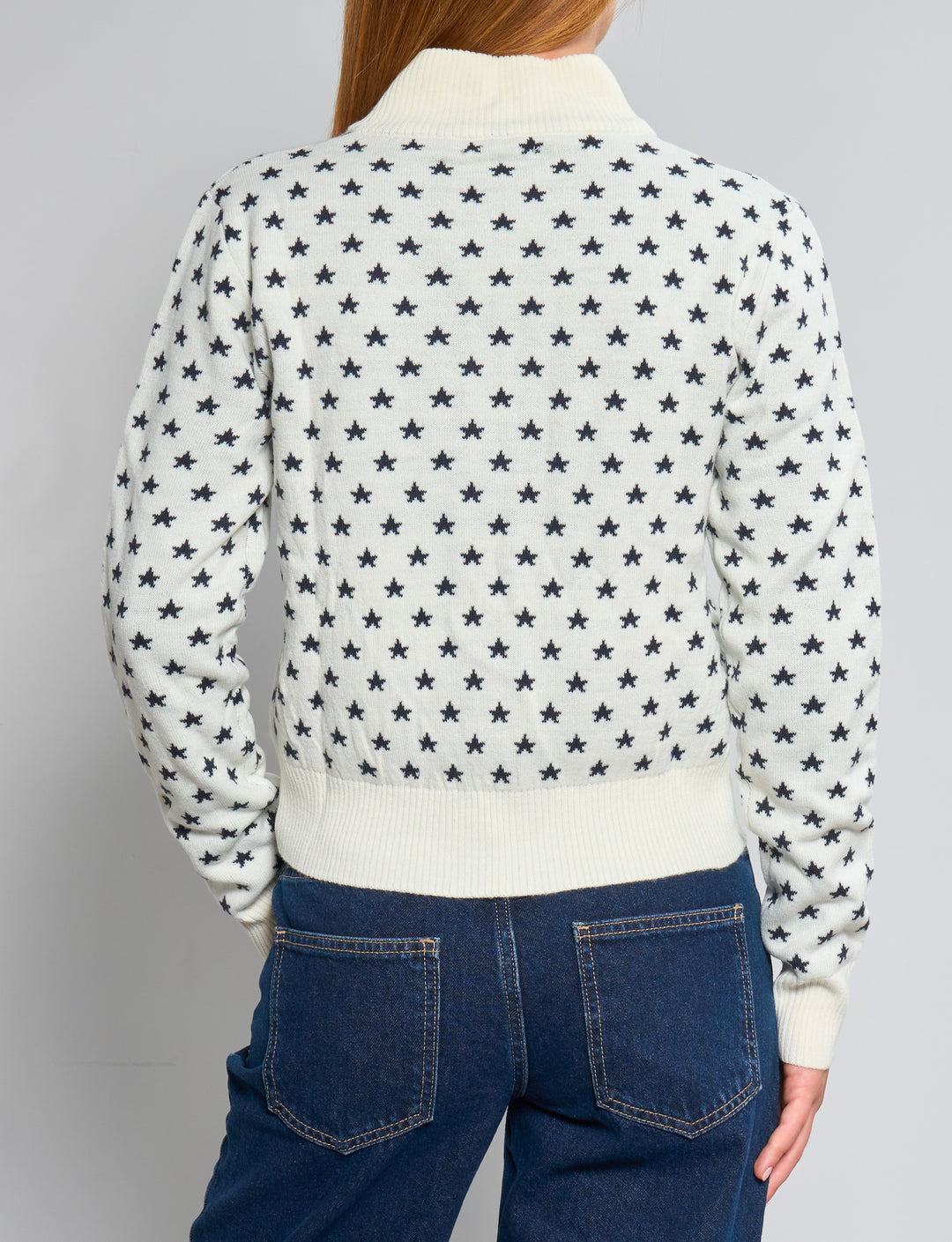 Maglione panna a collo alto con zip con motivo a stelle blu retro