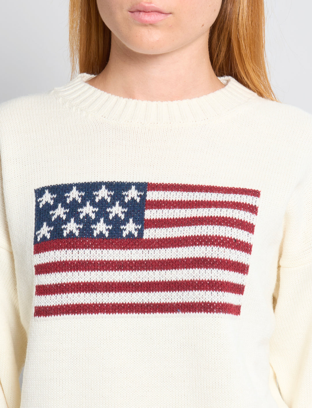 Maglione panna con bandiera americana dettaglio