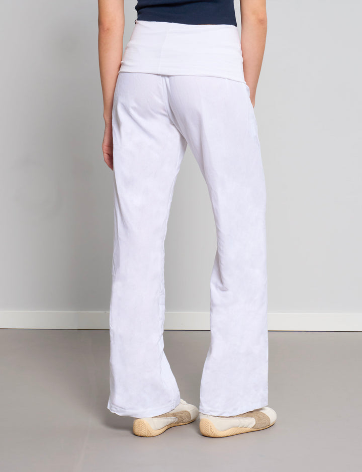 Pantalone bianco in lino con fascia retro