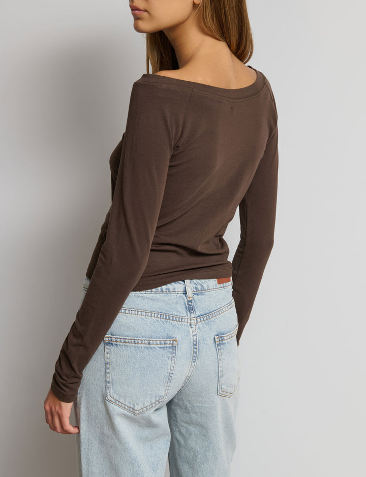 Maglietta scollo dritto