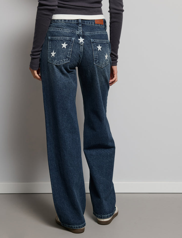 Jeans dritto con ricamo