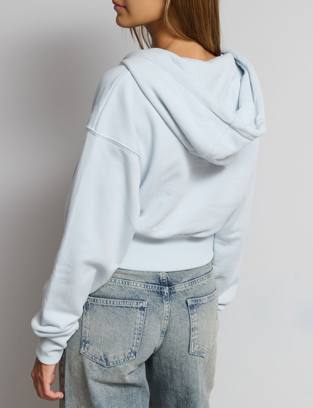 Felpa con cappuccio crop