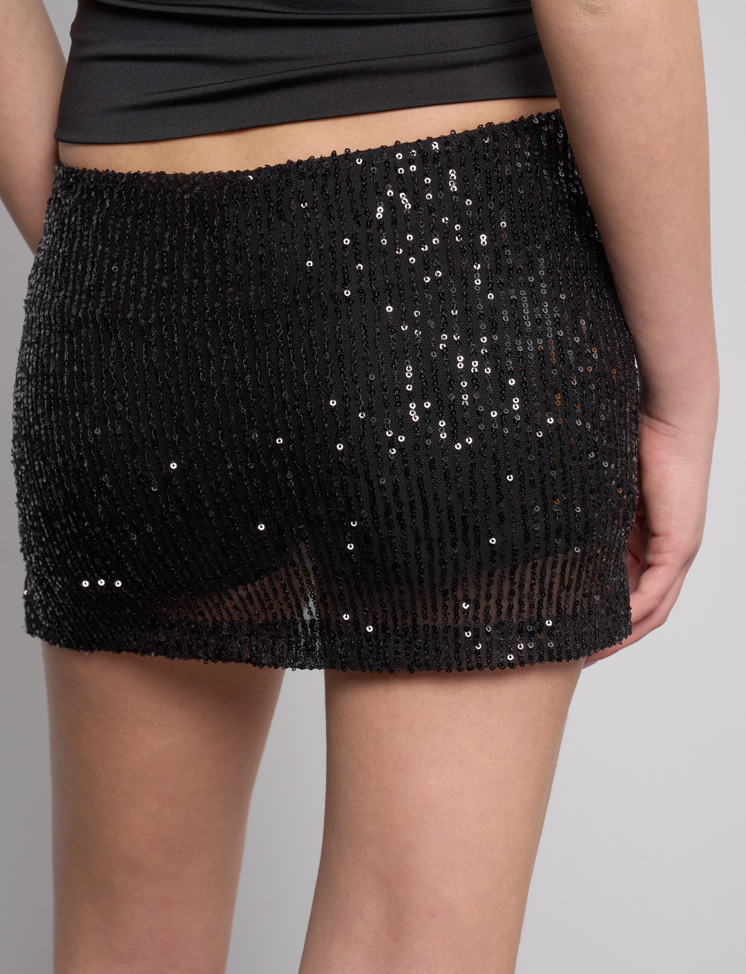 Skort nera in paillettes