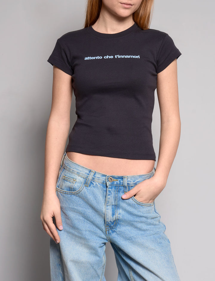 T-shirt blu notte con scritta "Attento che t’innamori" -  T-SHIRT STAMPA  