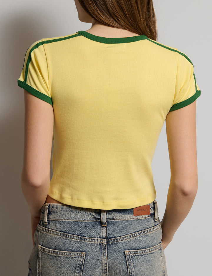 T-shirt giallo pastello con grafiche Brasile -  T-SHIRT STAMPA  