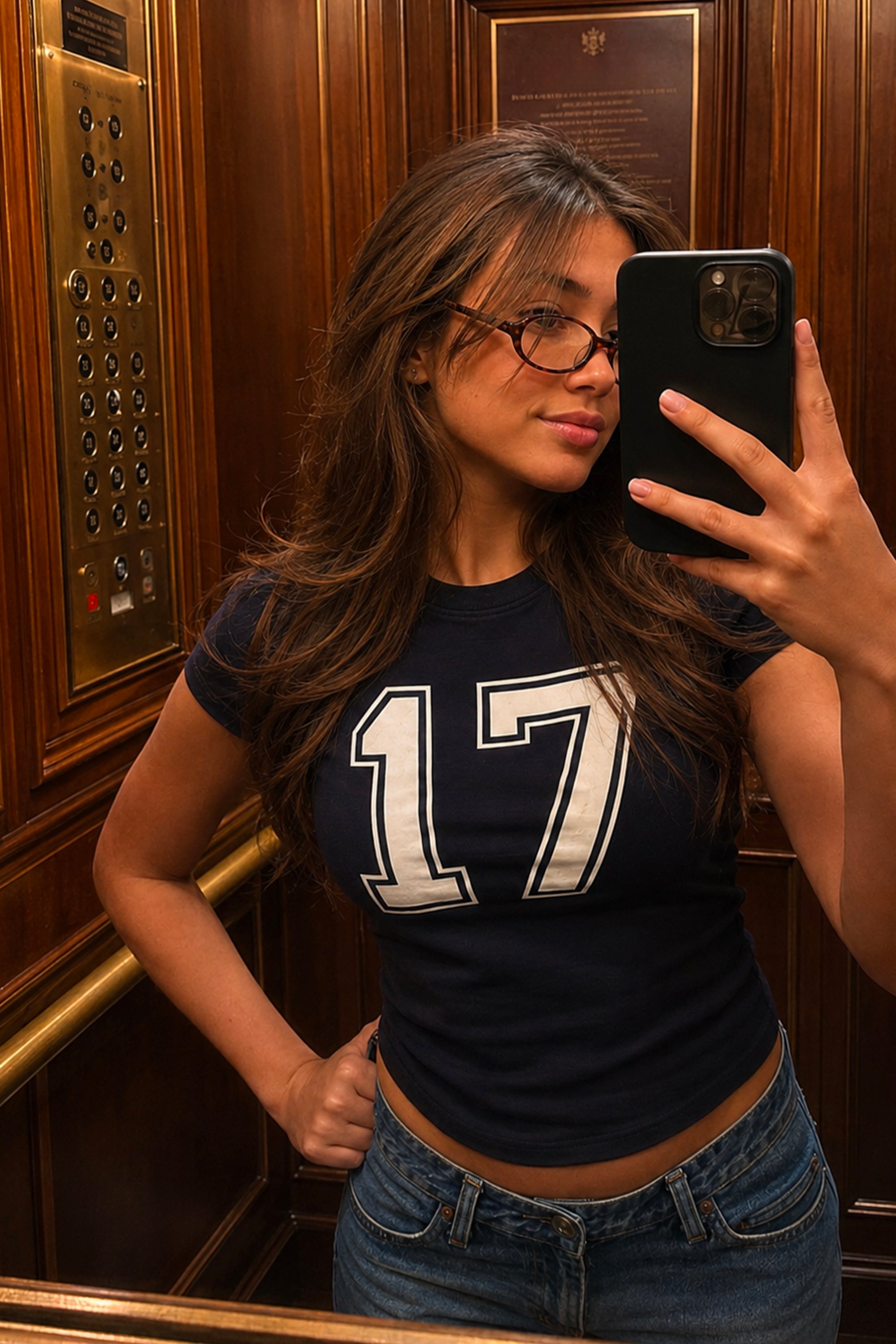 T-shirt blu navy con stampa numero 17