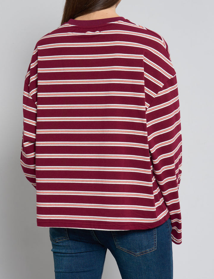 T-shirt oversize a maniche lunghe a righe bordeaux con stelle retro