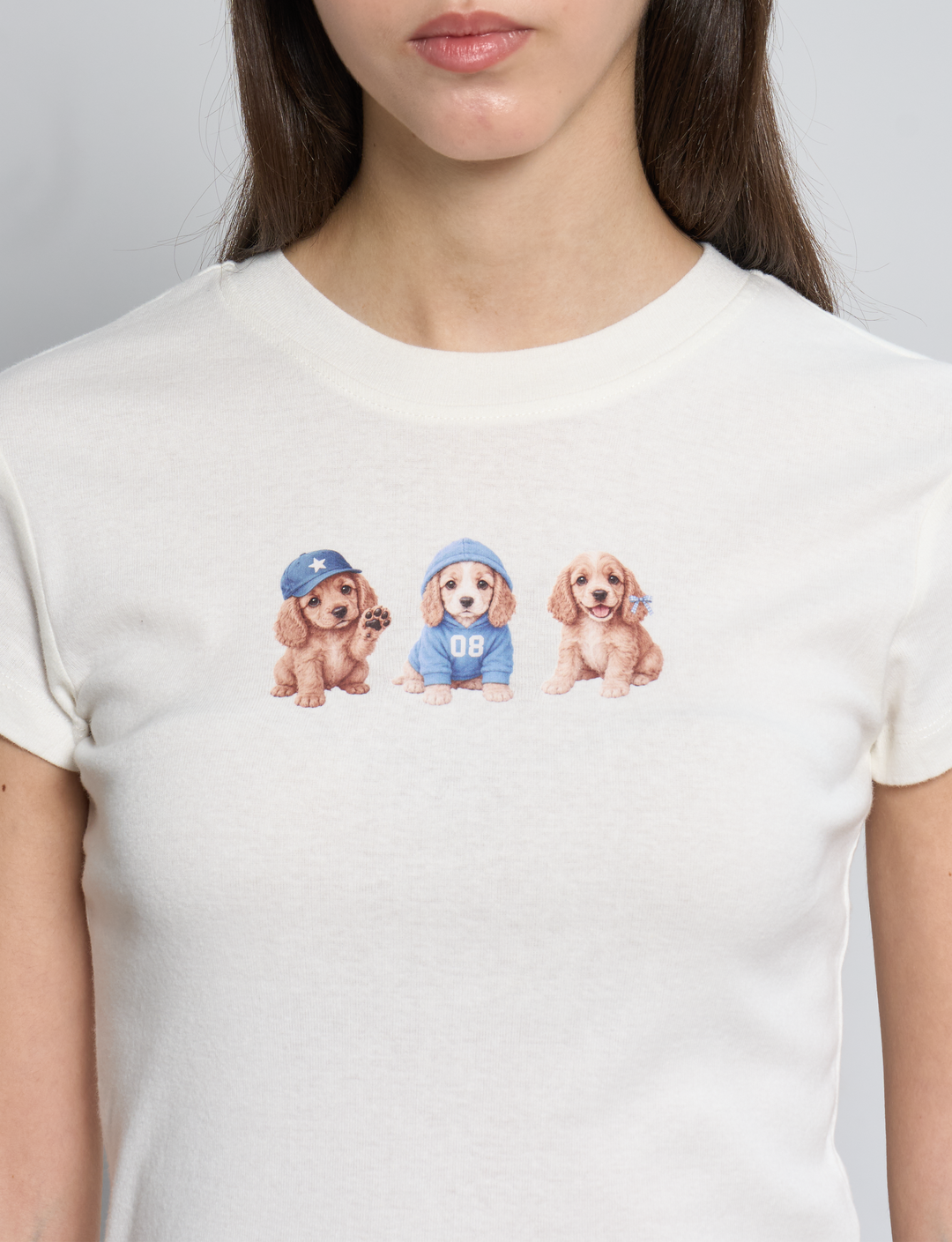 T-shirt panna con stampa di cagnolini dettaglio