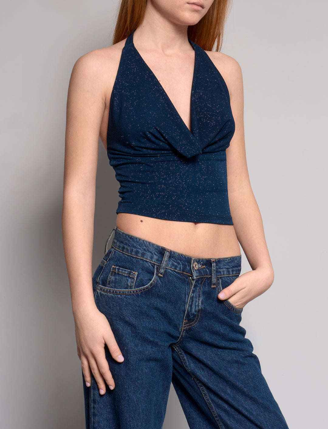 Top blu navy in lurex con scollo morbido e schiena scoperta